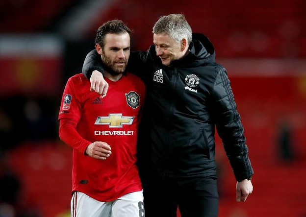 Seuls les joueurs qui connaissent leurs avantages peuvent aller plus loin dans leur carrière de footballeur